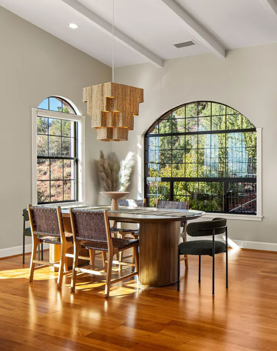 ThunderDiningroom
